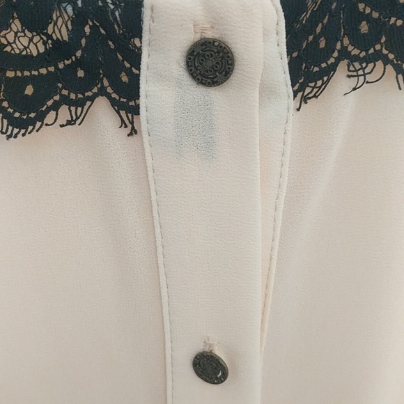 Peach Dress Shirt with Lace Collar Detail - Picture 5 of 5